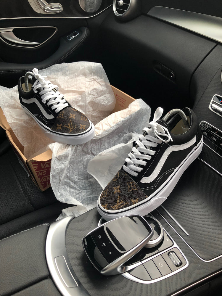 SIZE: 5 UK - 6 US • Old Skool Vans • Black | Brown • Monogram (front only)