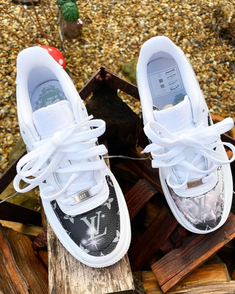 Air Force 1 - White | Galaxy • Mon