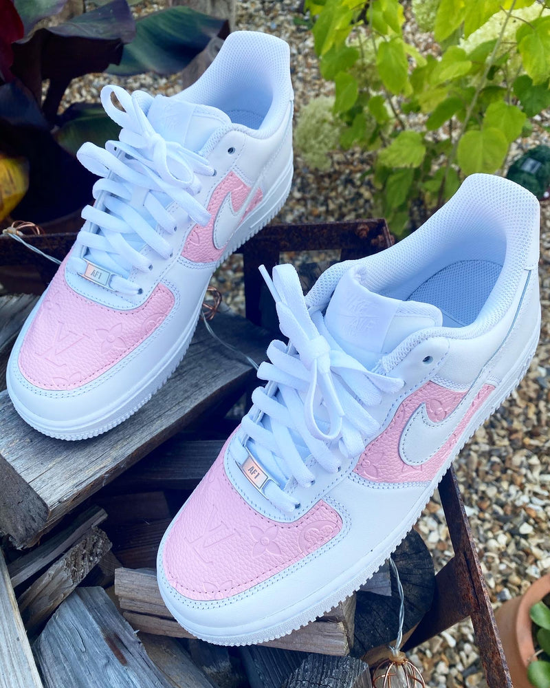 SIZE: 3 UK • Air Force 1 ‘07 • White | Pink Monogram