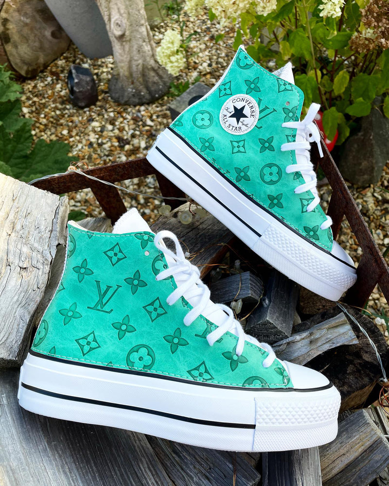 Chuck Taylor All Star Platform Converse • White | Green Mon