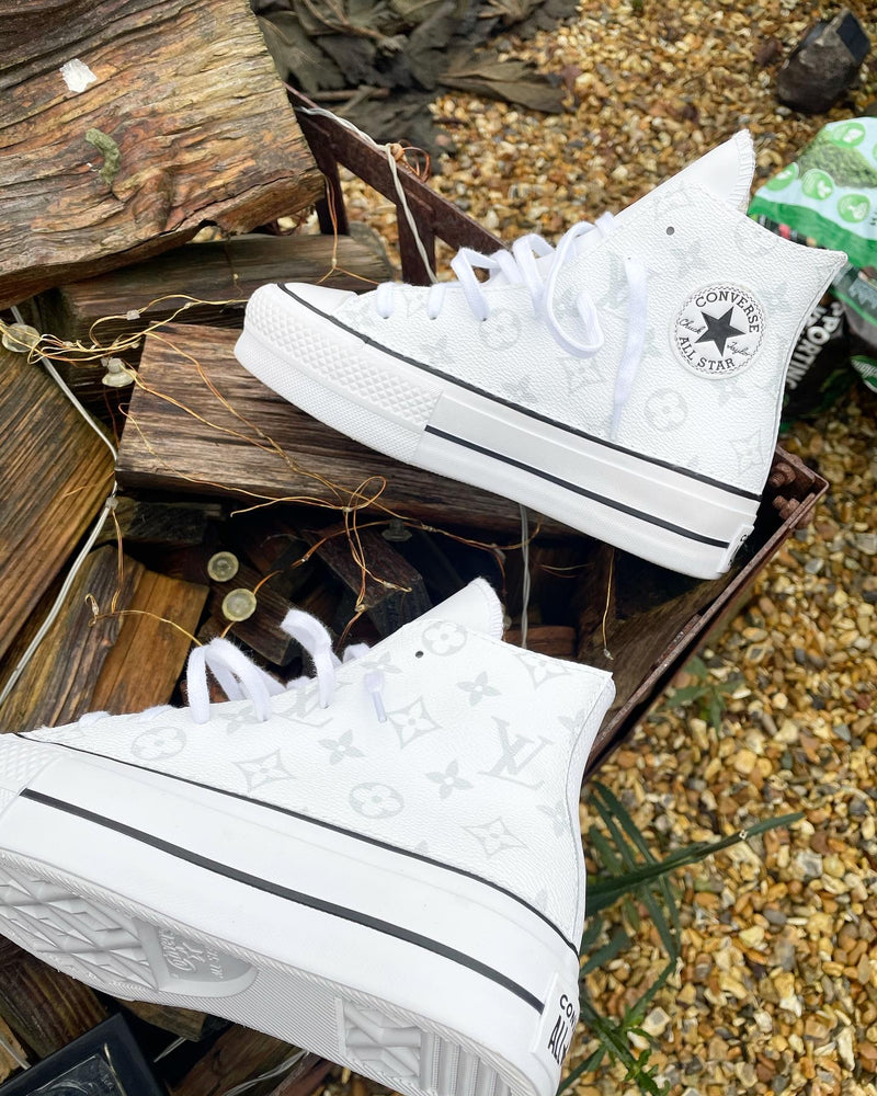 Chuck Taylor All Star Platform Converse • White | White Monogram