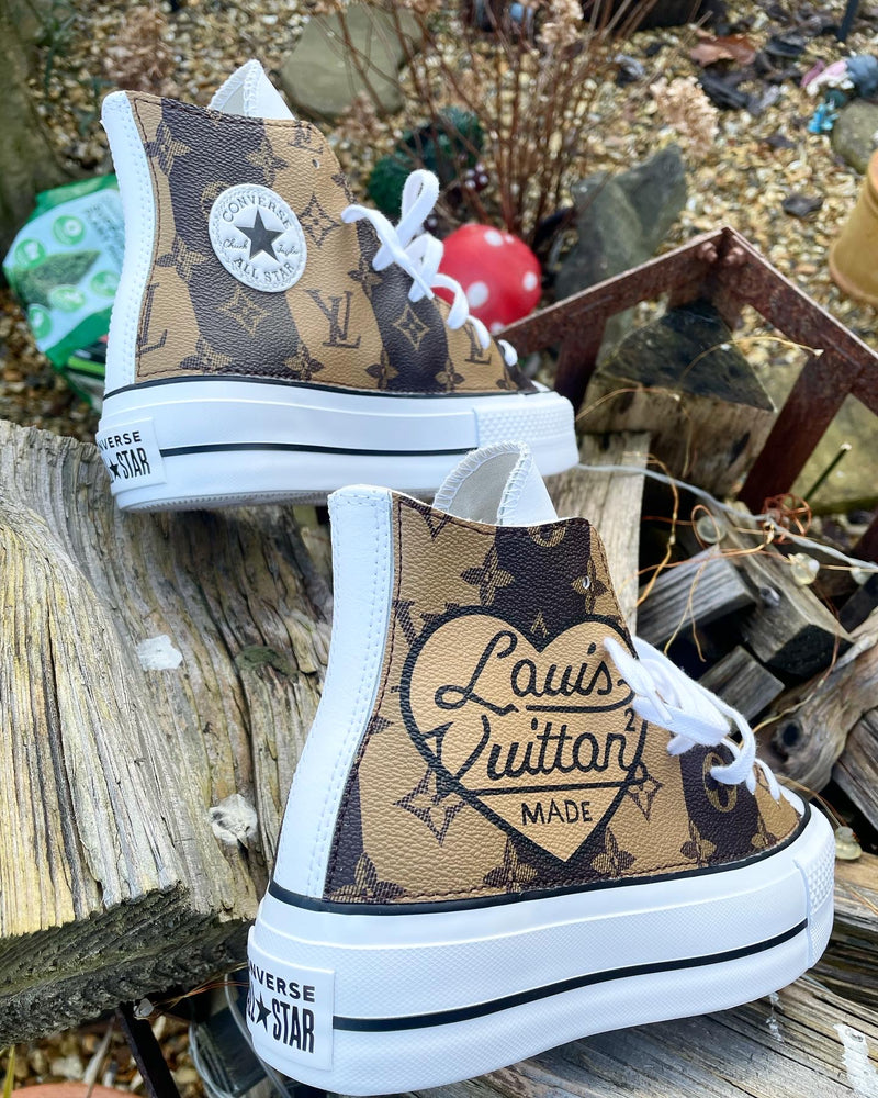 Chuck Taylor All Star Platform Converse • White | Vantage Stripe Monogram