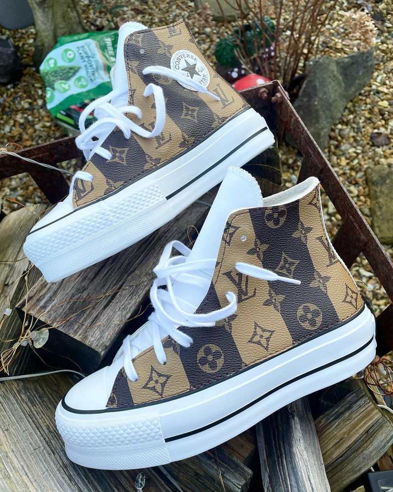 Chuck Taylor All Star Platform Converse • White | Vantage Stripe Monogram