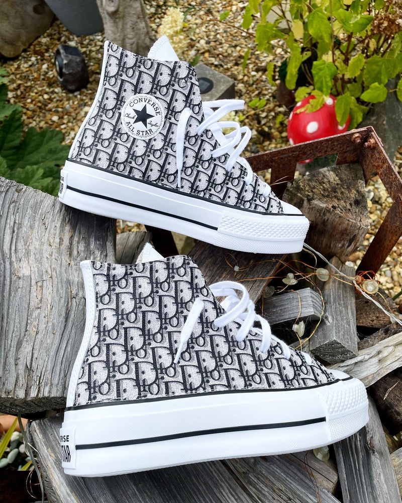 Chuck Taylor All Star Platform Converse • White | Black