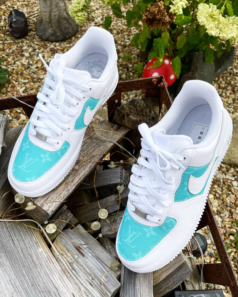 Air Force 1 - White | Turquoise • Mon