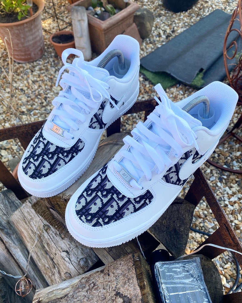 Air Force 1 - White | Blue Oblique