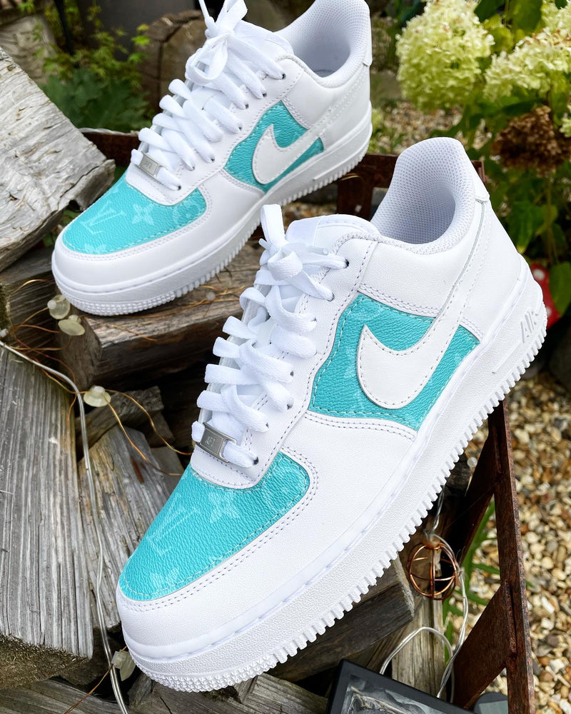 Air Force 1 - White | Turquoise • Mon